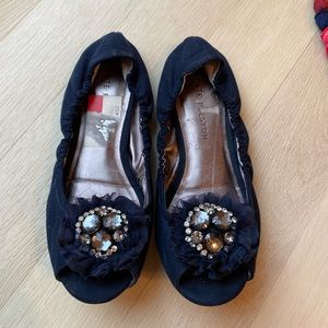 Gorgeous glam velvet navy flats, size 7.
